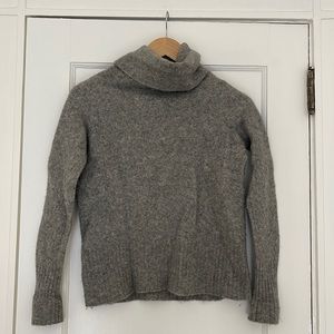 Community wool turtleneck